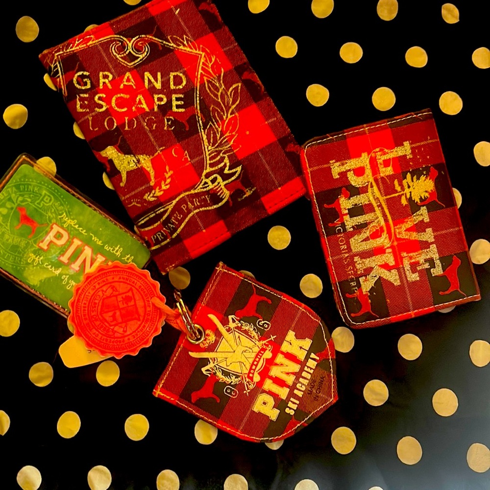 Victoria’s Secret PINK VINTAGE RARE Grand escape Lodge set